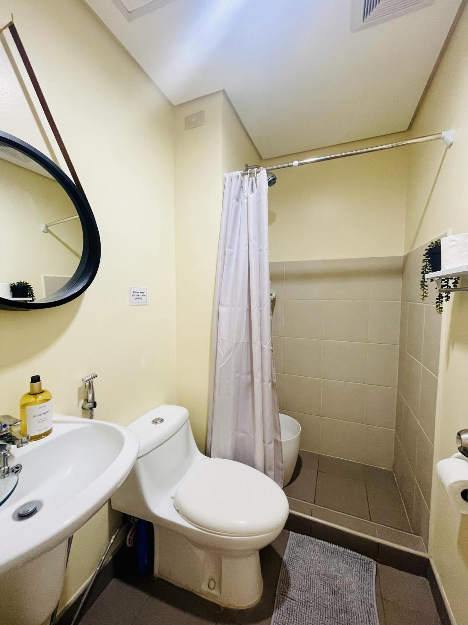 2-Bedroom Condo Unit With Balcony At Centrio Tower Beside Ayala Centrio Mall Downtown Cdo Cagayan de Oro Eksteriør bilde