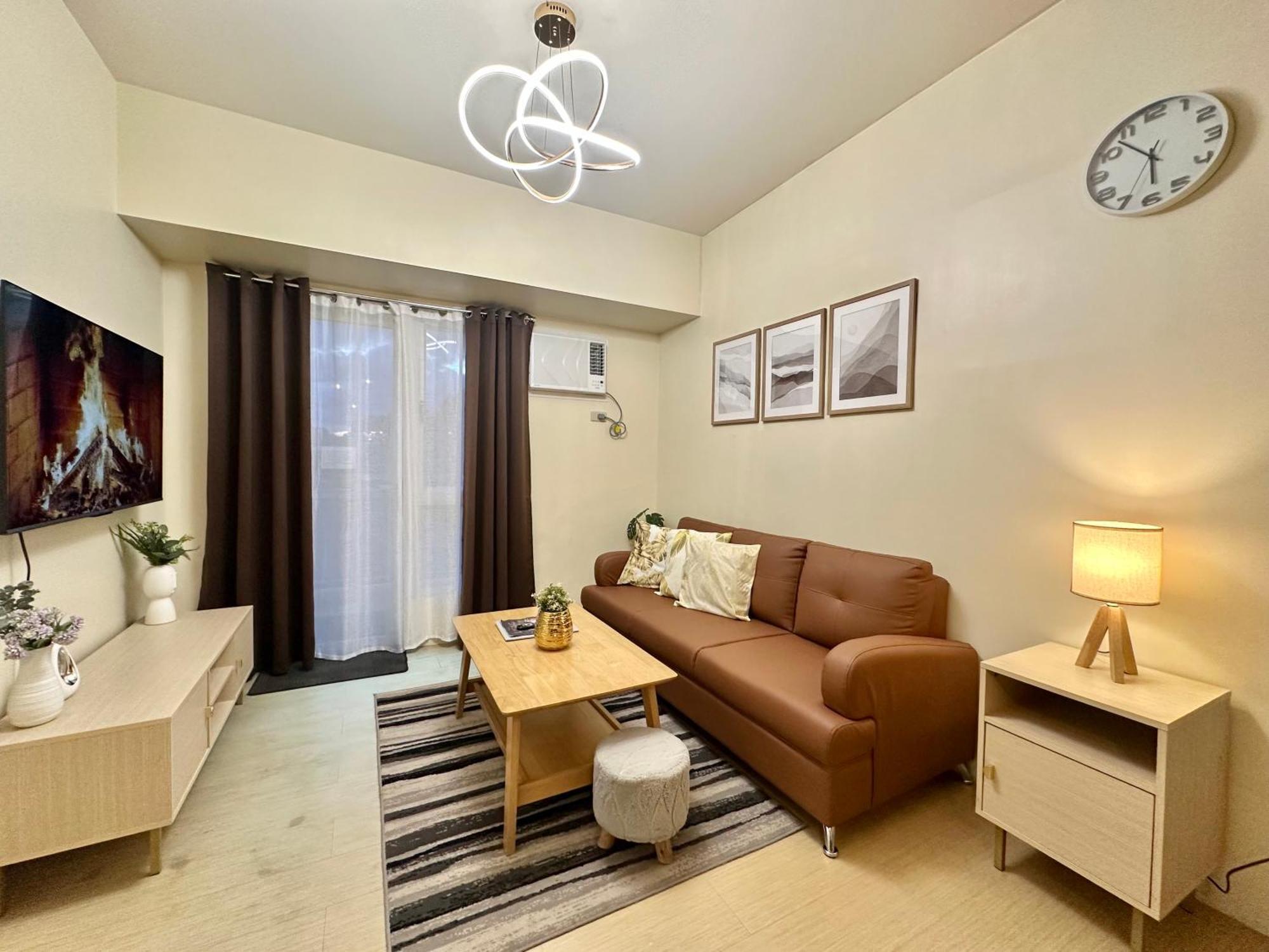 2-Bedroom Condo Unit With Balcony At Centrio Tower Beside Ayala Centrio Mall Downtown Cdo Cagayan de Oro Eksteriør bilde