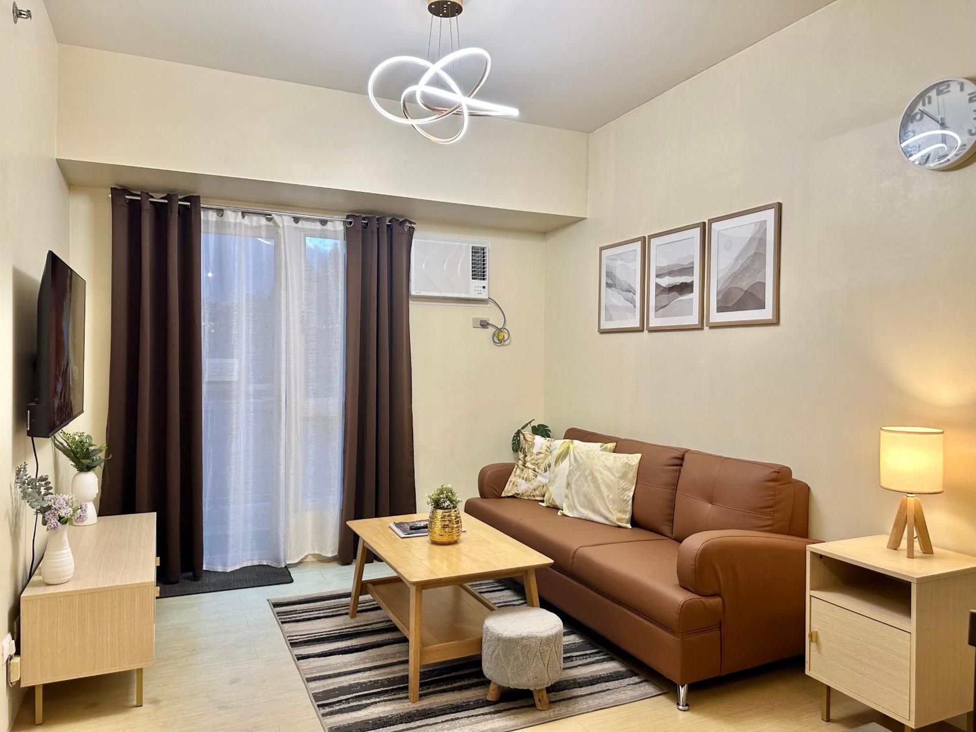 2-Bedroom Condo Unit With Balcony At Centrio Tower Beside Ayala Centrio Mall Downtown Cdo Cagayan de Oro Eksteriør bilde