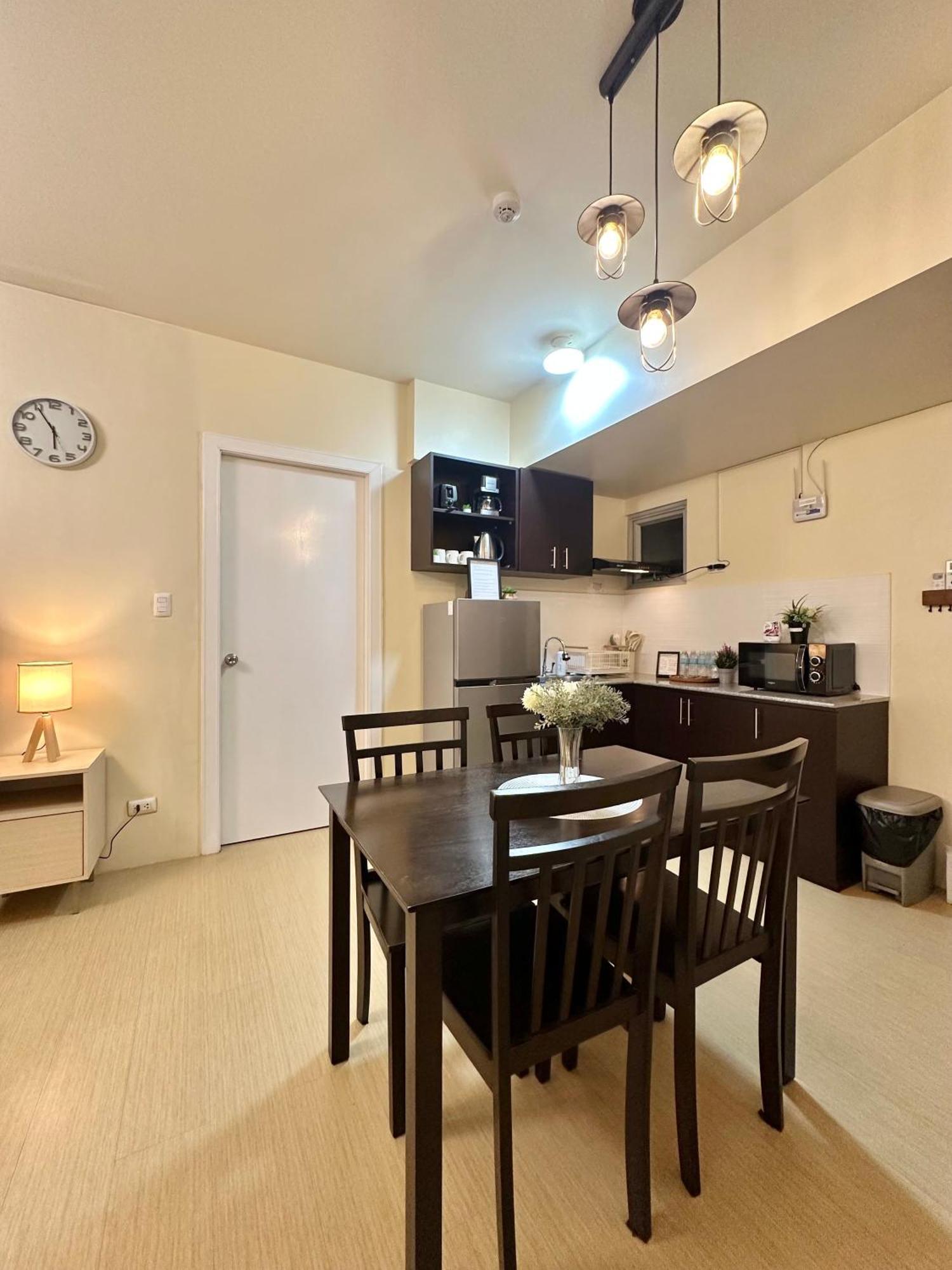 2-Bedroom Condo Unit With Balcony At Centrio Tower Beside Ayala Centrio Mall Downtown Cdo Cagayan de Oro Eksteriør bilde