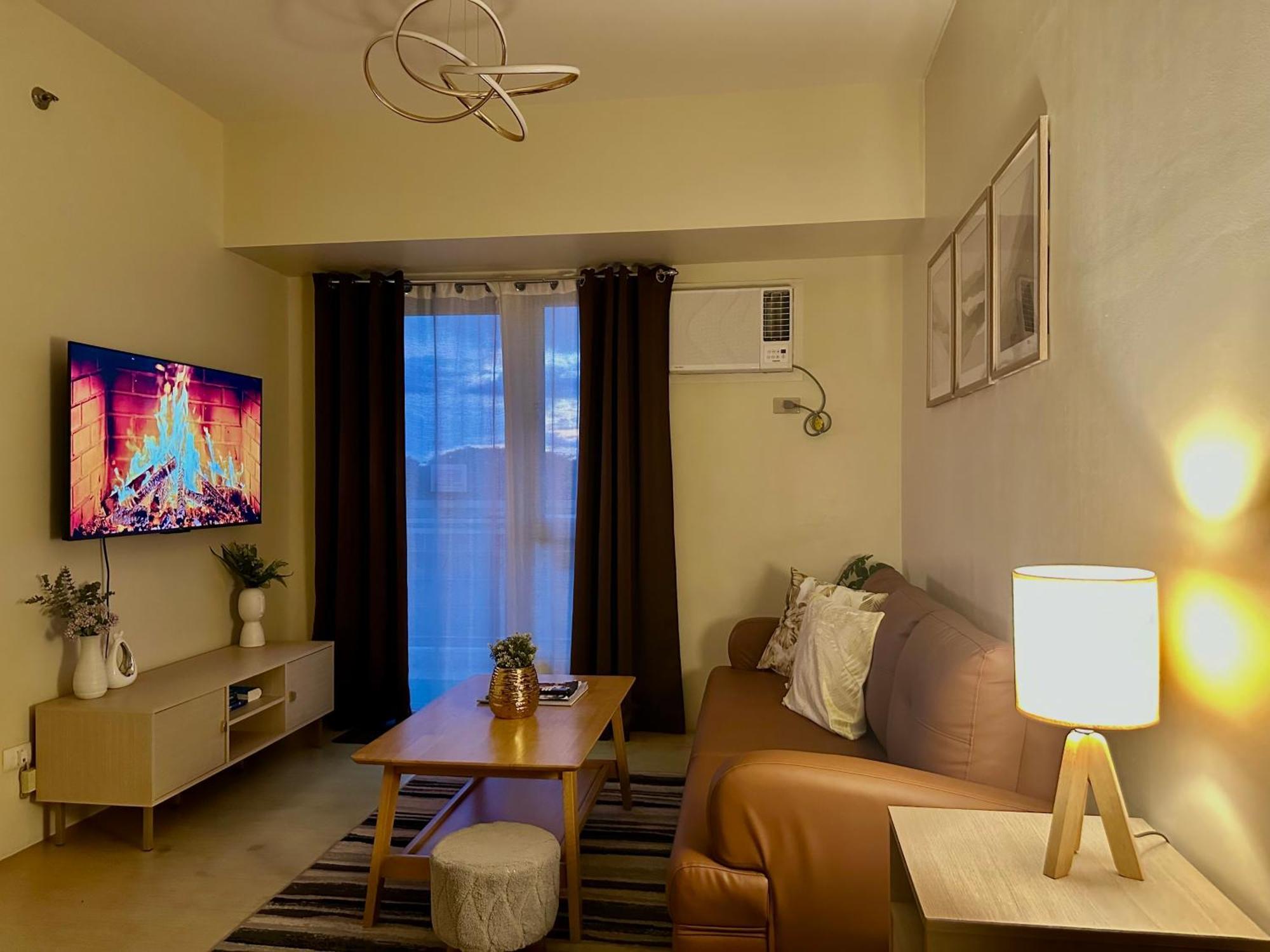 2-Bedroom Condo Unit With Balcony At Centrio Tower Beside Ayala Centrio Mall Downtown Cdo Cagayan de Oro Eksteriør bilde