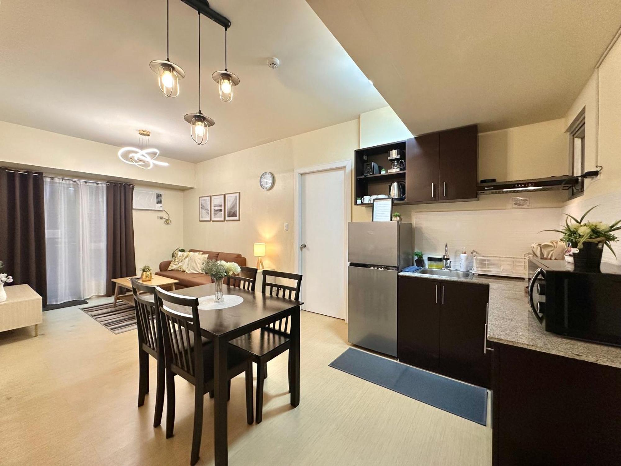 2-Bedroom Condo Unit With Balcony At Centrio Tower Beside Ayala Centrio Mall Downtown Cdo Cagayan de Oro Eksteriør bilde